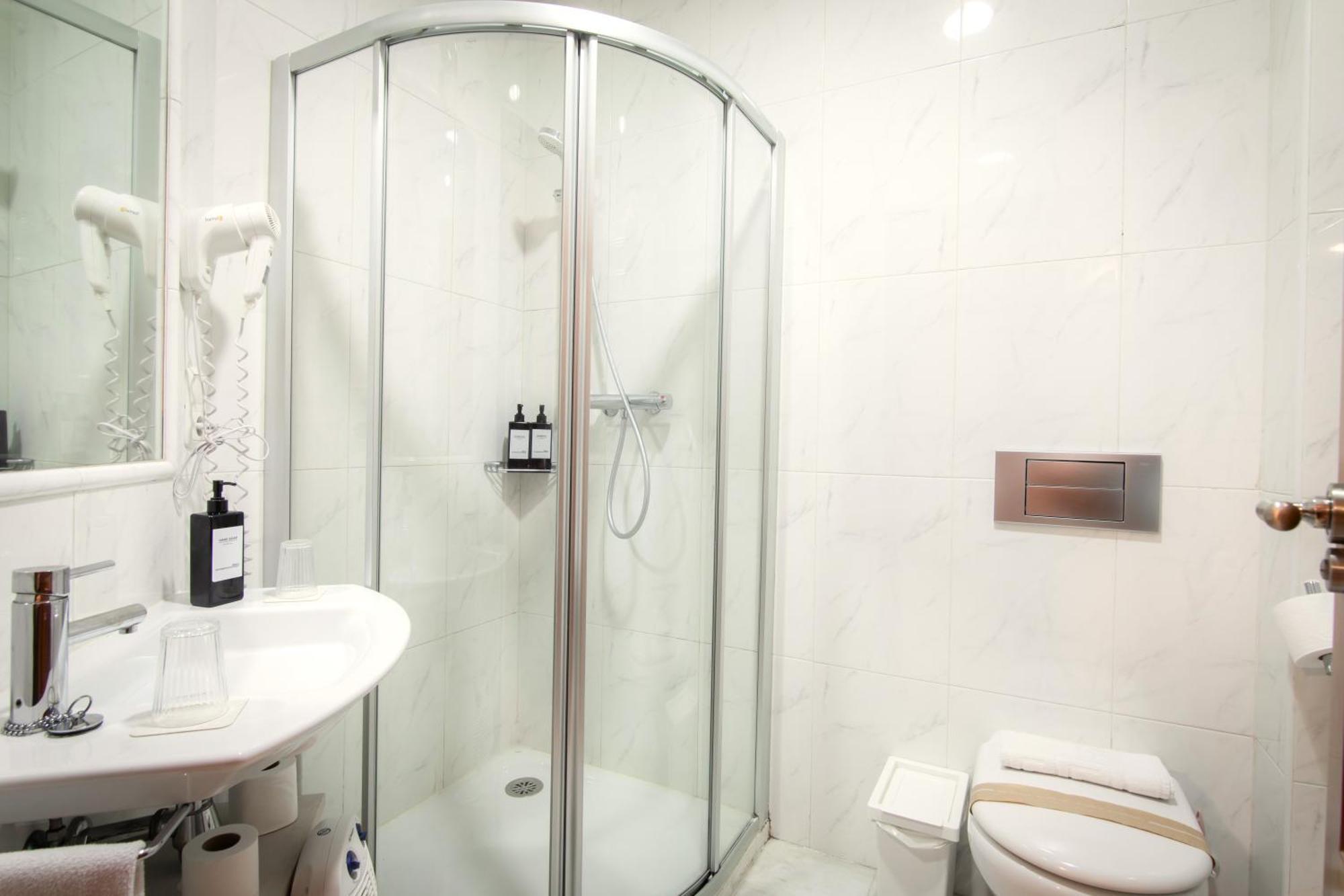 גרנדה Apartamentos Vita Center מראה חיצוני תמונה